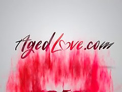 Mooie dikke vrouwen, Blond, Pijpbeurt, Rondborstig, Rijpe lesbienne, Moeder, Schreeuwen