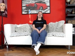 Gros cul, Gros seins, Brunette brune, Rondelette, Fétiche, Doigter, Nénés, Mouillée