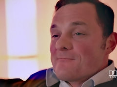 69 negenenzestig, Kont, Brits, Vingeren, Spijkerbroeken, Zoenen, Likken, Tatoeage