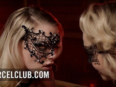 Grosse bite, Gros seins, En levrette, Talons, Lingerie, Actrice du porno, Echangistes, Nénés