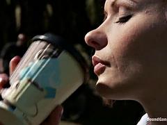 デカチン, フェラチオ, 顔射, 乱交, Hd, 異人種間, 淫乱熟女, 公共