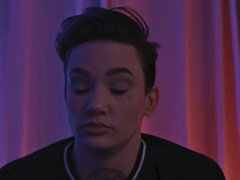 Nana, Gros seins, Lesbienne, Léchez, Tatouage, Adolescente, Nénés