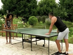 Zwart, Sperma in gezicht, Interraciaal, Natuurlijke tieten, Buiten, Kut duiken, Tatoeage, Tieten likken