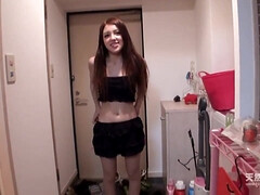 Leie, Asiatisch, Grosser arsch, Grosse titten, Blasen, Milf, Mutti, Muschi