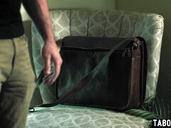 Bisexuelle, Brunette brune, Plantureuse, Hard, Léchez, Seins naturels, Suçant, Plan cul à trois