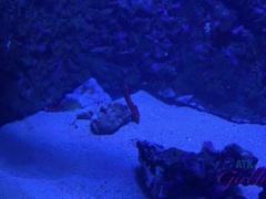 Amateur, Penetracion con dedos, Masturbacion con pies, Novia, Masturbación, Al aire libre, Fumando, Mojado