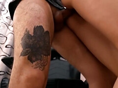 Enthousiasteling, Anaal, Blond, Sperma in gezicht, Gezichtspunt, Russisch, Geschoren, Tatoeage