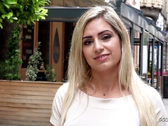 Charming lassie Mia Linz POV exciting porn clip