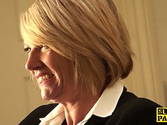 Kont, Blond, Brits, Rondborstig, Oudere vrouw, Sperma shot, Rijpe lesbienne, Kut duiken