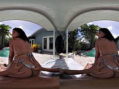 En tercera dimension, Chica, Tetas grandes, Morena, Masaje, Masturbación, Pov, Tetas