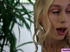 Tussi, Blondine, Pummelig, Lesbisch, Lecken, Massage, Masturbation, Muschi