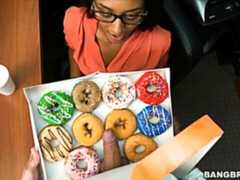 Любители, Большая жопа, Большой член, Минет, Брюнетки, Собачьи, Мастурбация, Молоденькие