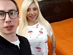 ベッドルーム, デカ尻, デカチン, デカパイ, ブロンド, バック, ガリガリ, ティーン