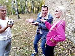 18, デカ尻, デカチン, ブロンド, フェラチオ, バック, 自然山雀, ティーン