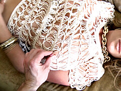 Огромные размеры, Зрелые, Соски, На природе, Трусики, Киски, Соло, Сиськи