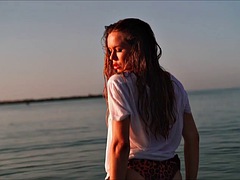 Tussi, Grosse titten, Blondine, Milf, Nippel, Dürr, Solo, Titten