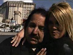 Blonde, Sucer une bite, Groupe, Jumeaux