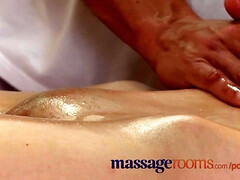 Culo, Tetona, Pareja, Checa, Penetracion con dedos, Masaje, Orgasmo, Chorro