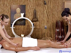 Stellung 69, Spermaladung, Handjob, Lecken, Massage, Öl, Muschi, Nass