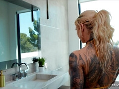 Anal, Cul, Gros cul, Grosse bite, Blonde, Sucer une bite, Léchez, Maman