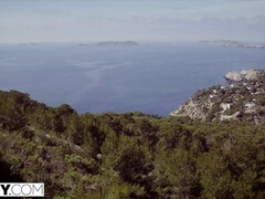 18 jaar, Anaal, Grote mammen, Pijpbeurt, Bruinharig, Universiteit, Student, Tiener