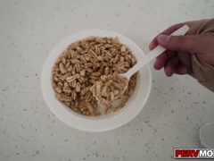 Grosser arsch, Grosse titten, Blondine, Masturbation, Milf, Muschi, Stiefmutter, Taboo