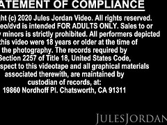 Grote lul, Pijpbeurt, Bruinharig, Oudere vrouw, Moeder die ik wil neuken, Kousen, Tieten likken, Vrouw