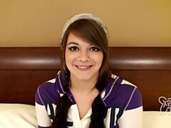 Enthousiasteling, Grote mammen, Bruinharig, Sperma in gezicht, Handbeurt, Hardcore, Hd, Tiener