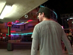 Любители, Минет, Грудастые, Парочка, Секс без цензуры, Гостиница, На публике, Сиськи