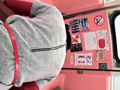 Amateur, Asiatique, Sucer une bite, Éjaculation interne, Hard, Japonaise, Public, Nénés