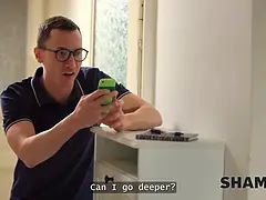 Shame4k. boy saw her eating my legs and had a crazy penis