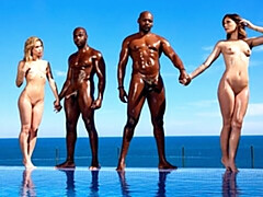 18 jaar, Grote kont, Grote mammen, Hondjeshouding, Kwartet, Buiten, Mager, Tiener