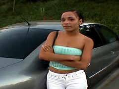 Brunette brune, Massage, Masturbation, Jouets