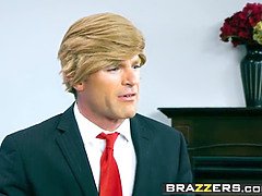 Grosse bite, Blonde, Femme couguar, Interracial, Mère que j'aimerais baiser, Monstre, Orgie