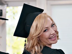 Постарше, Групповуха, Группа, Секс без цензуры, Лизание, Милф, Оргии, Реалити