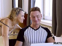 Enthousiasteling, Kont, Mooi, Blond, Rondborstig, Kut duiken, Tiener, Tiner anaal