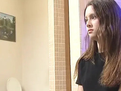 Cul, Salle de bains, Sucer une bite, Frère, Brunette brune, Douche, Tabou, Uniforme