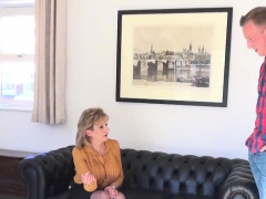 Adulterous british milf lady sonia flaunts her massiv45ypv