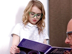 Verga grande, Mamada, Atragantadas, Gafas, Besar, Estrella porno, Flaco, Adolescente