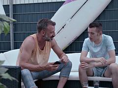 Tussi, Grosse titten, Braunhaarige, Doppelpenetration, Deutsch, Hardcore, Reif, Titten