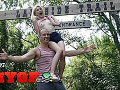 Blasen, Aufs gesicht abspritzen, Im freien, Zierlich, Öffentlich, Muschi, Jungendliche (18+), Titten