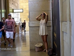 Leie, Grosser arsch, Grosse titten, Flashen, Lesbisch, Öffentlich, Dürr, Titten