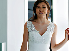 Grosse titten, Blasen, Braut, Gehörnter ehemann, Milf, Realität, Stiefmutter, Flotter dreier