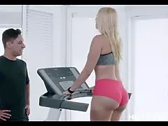 Gros cul, Grosse bite, Blonde, Sucer une bite, Femme couguar, Mère que j'aimerais baiser, Seins naturels, Orgasme