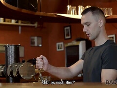 Pijpbeurt, Tsjechisch, Daddy, Hd, Rijpe lesbienne, Zoon, Tiener