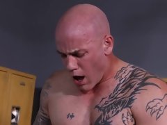 Брюнетки, Колледж, Семяизвержение, Глубокая глотка, Мужья, Натуральные сиськи, Киски, Жена