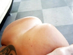 Kont, Grote lul, Grote mammen, Bruinharig, Rondborstig, Sperma, Moeder die ik wil neuken, Pornster