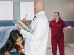 Culo grande, Tetas grandes, Mamada, Morena, Médico, Estilo perrito, Pajear, Madres para coger