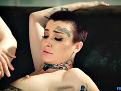 Sucer une bite, Tir de sperme, En levrette