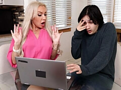 Grosser arsch, Grosser schwanz, Grosse titten, Blasen, Hundestellung, Reif, Milf, Titten